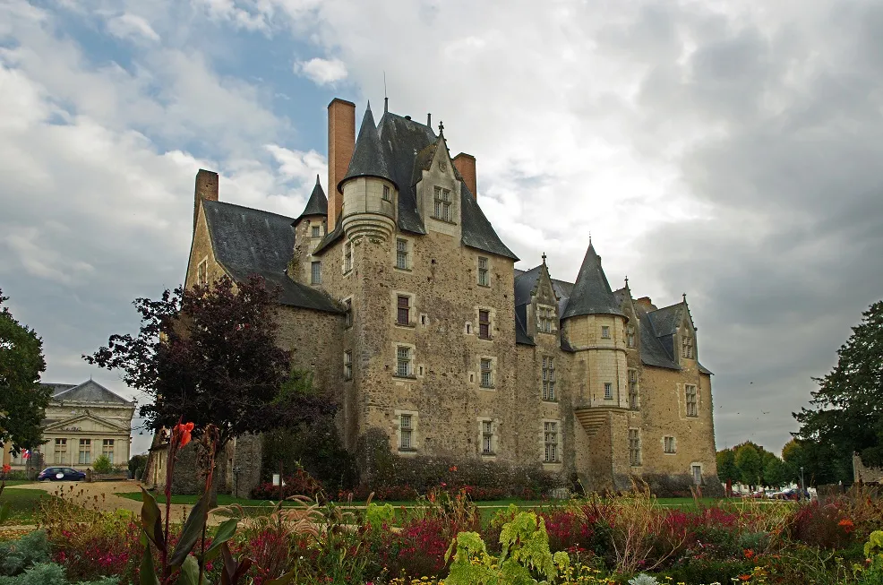 Château de Baugé-en-Anjou © Daniel Jolivet.jpg