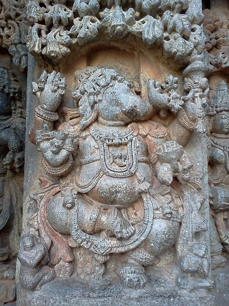 800px-Dancing_Ganesha_in_relief_in_Chennakeshava_temple_at_Somanathapura.jpg