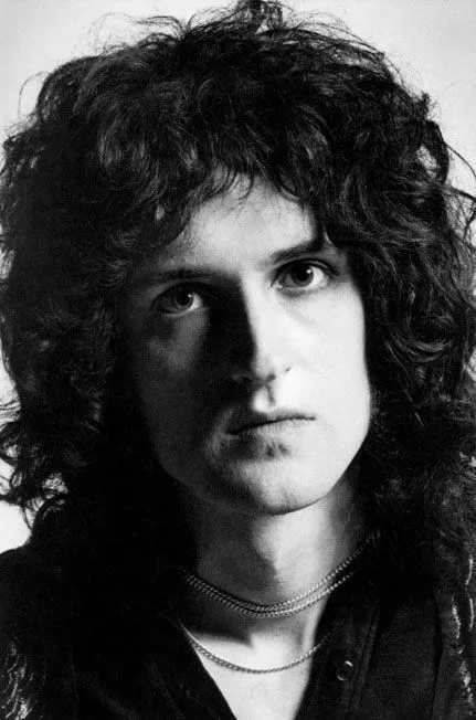 Fotos De Brian May ✨🎸🎸.jpg
