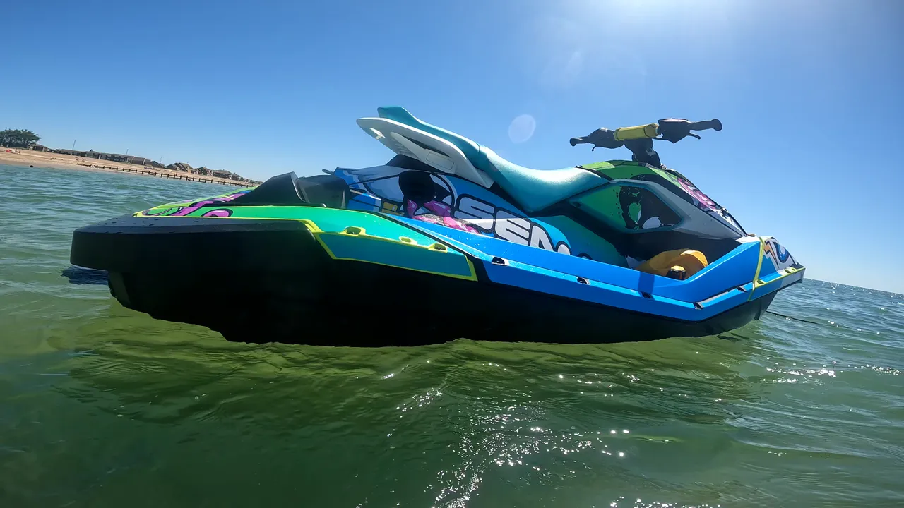 vlcsnap-2022-07-10-21h35m56s418.jpg