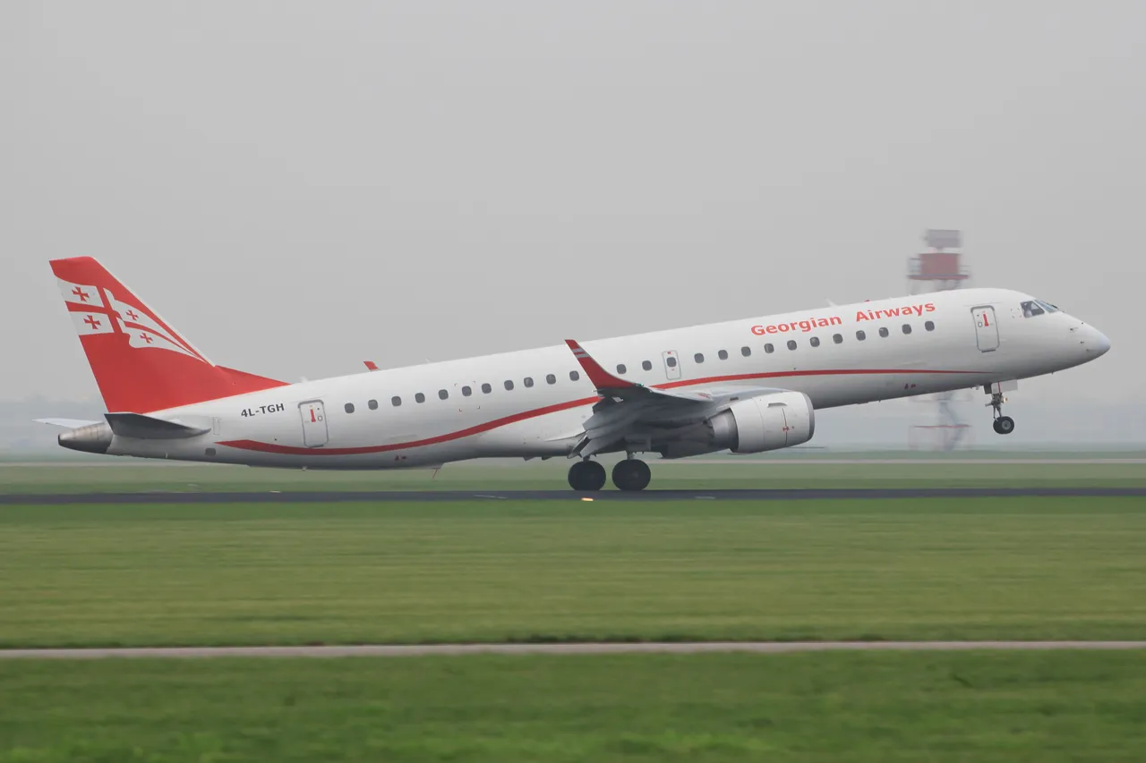 4L-TGH Georgian AW -E190.JPG