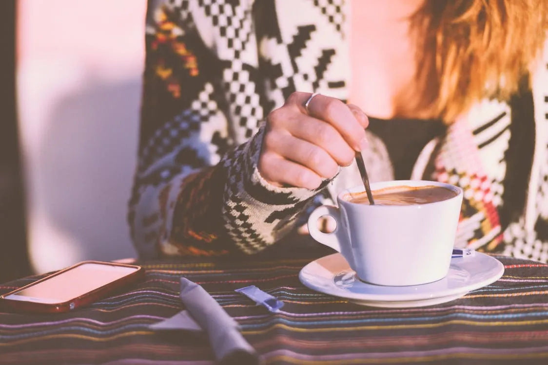 restaurant-person-woman-coffee.jpg