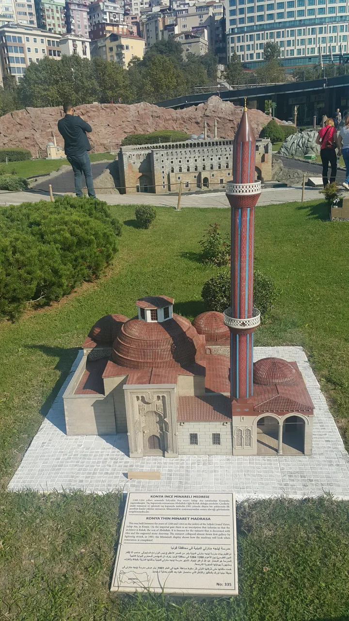 konya ince minareli cami.jpg