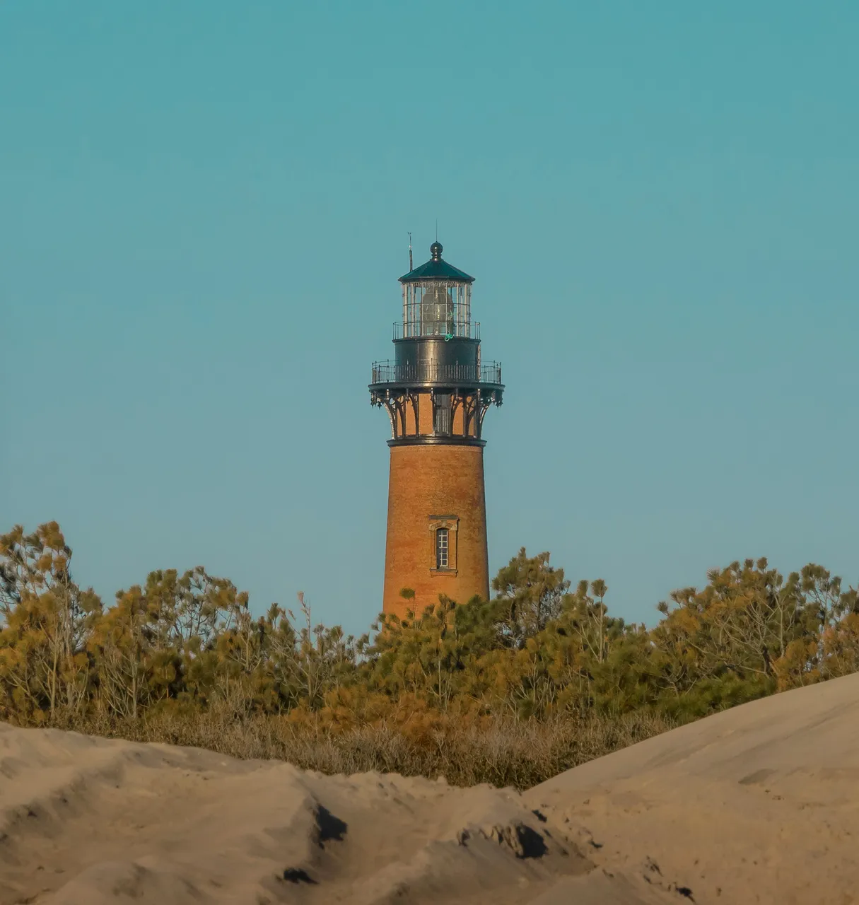 Lighthouse Currituck Beach.jpg