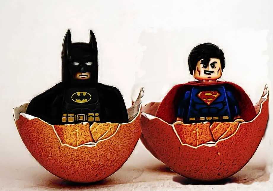 super-batman-egg6f8fc.jpg