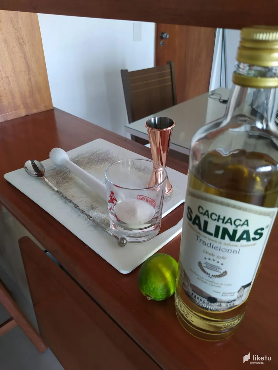 405opjikyqch000_cachaca.jpeg