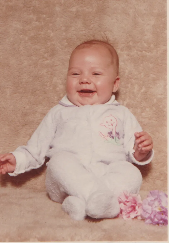 1983-12-10 - Amanda Mae Morehead -2nd pic says at 2months old-2.png