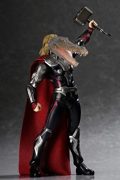 Avengers-Movie-Thor-Figma-Action-Figure-Raising-Mjolnir-Hammer-High-e1393523262887.jpg