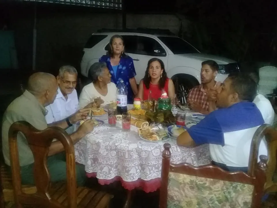 CENA EN FAMILIA DIC 2018 CC.jpg