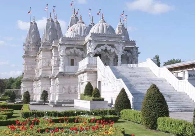 1432906566BAPS-Shri-Swaminarayan-Mand.jpg