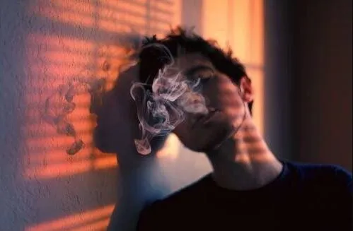 smoking-boy-in-sad-love-picture (1).jpg