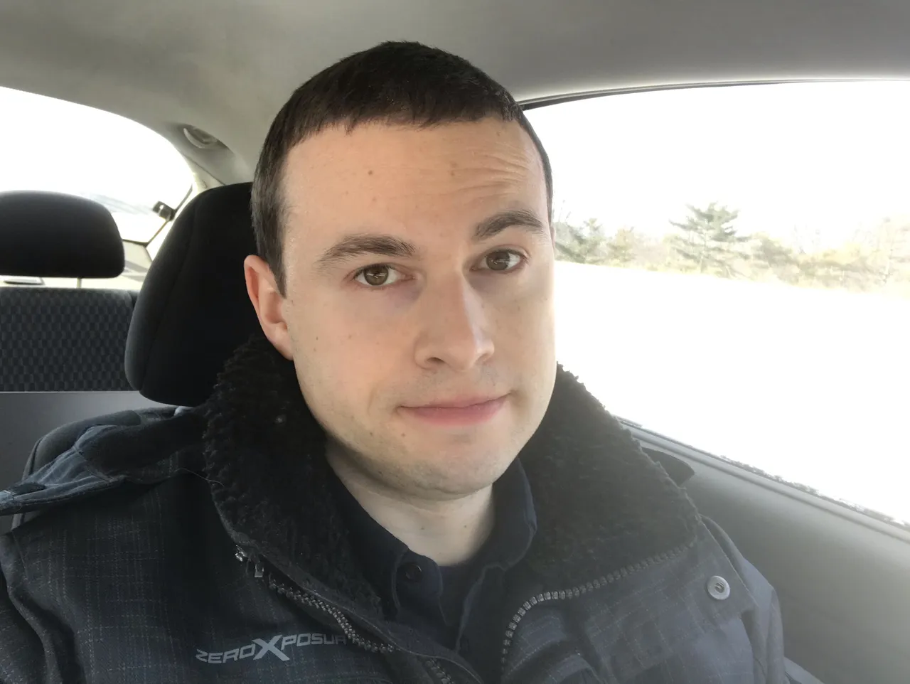 https://d1vof77qrk4l5q.cloudfront.net/img/kenmelendez-broken-down-on-the-side-of-the-highway-39pwslpf-1548442891543.jpg