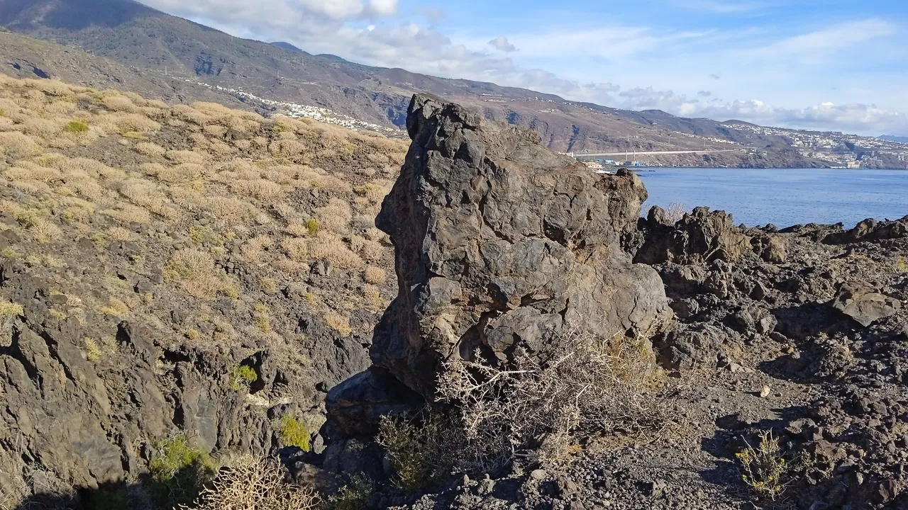 Sendero Playa Samarines Candelaria Tenerife PinMapple Hive (25).jpg