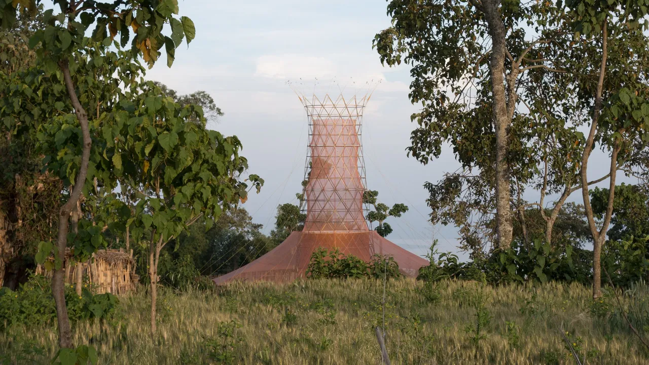 movie-warka-water-future-makers-sustainability-video_dezeen_2364_col_9.jpg