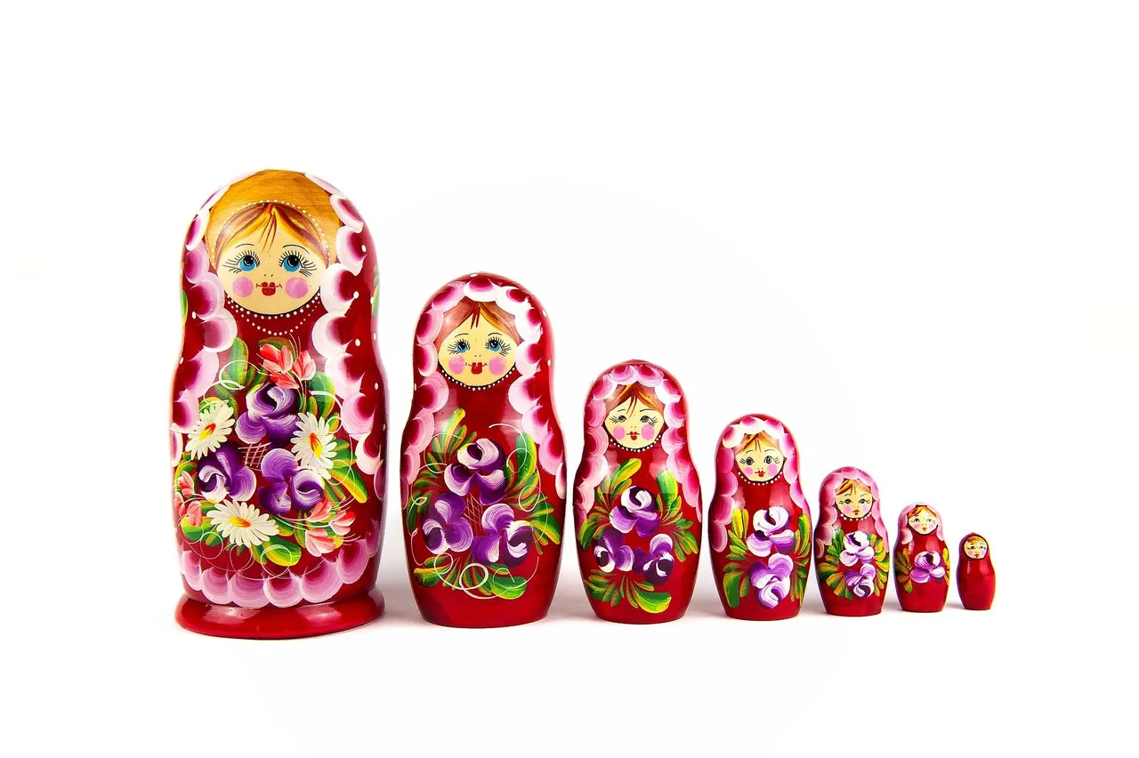 matryoshka-g1843471f1_1920.jpg