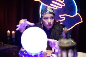 fortuneteller-g3de087104_1920.jpg
