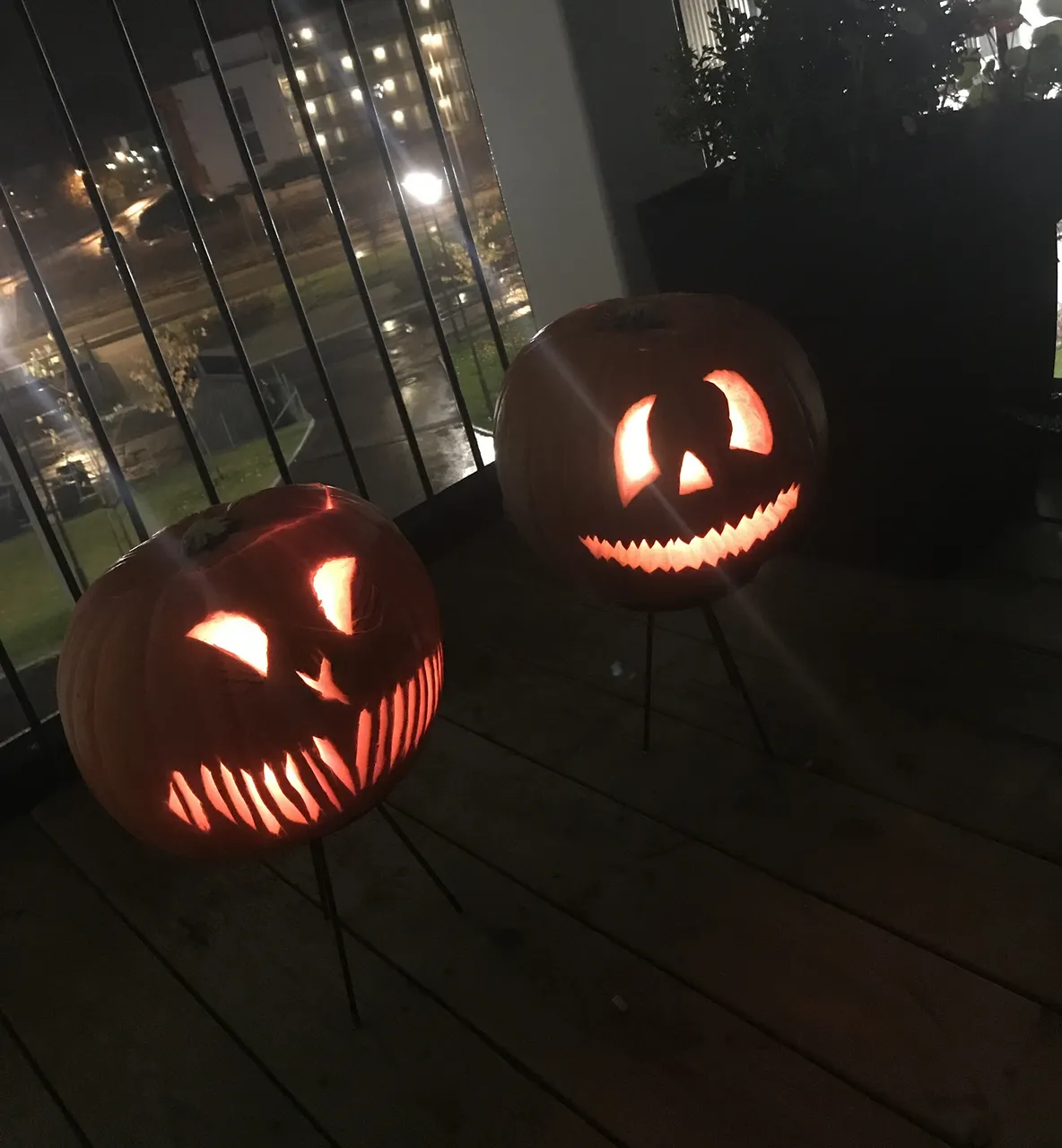 The results! @pusen´s pumpkin on the left and mine on the right side.