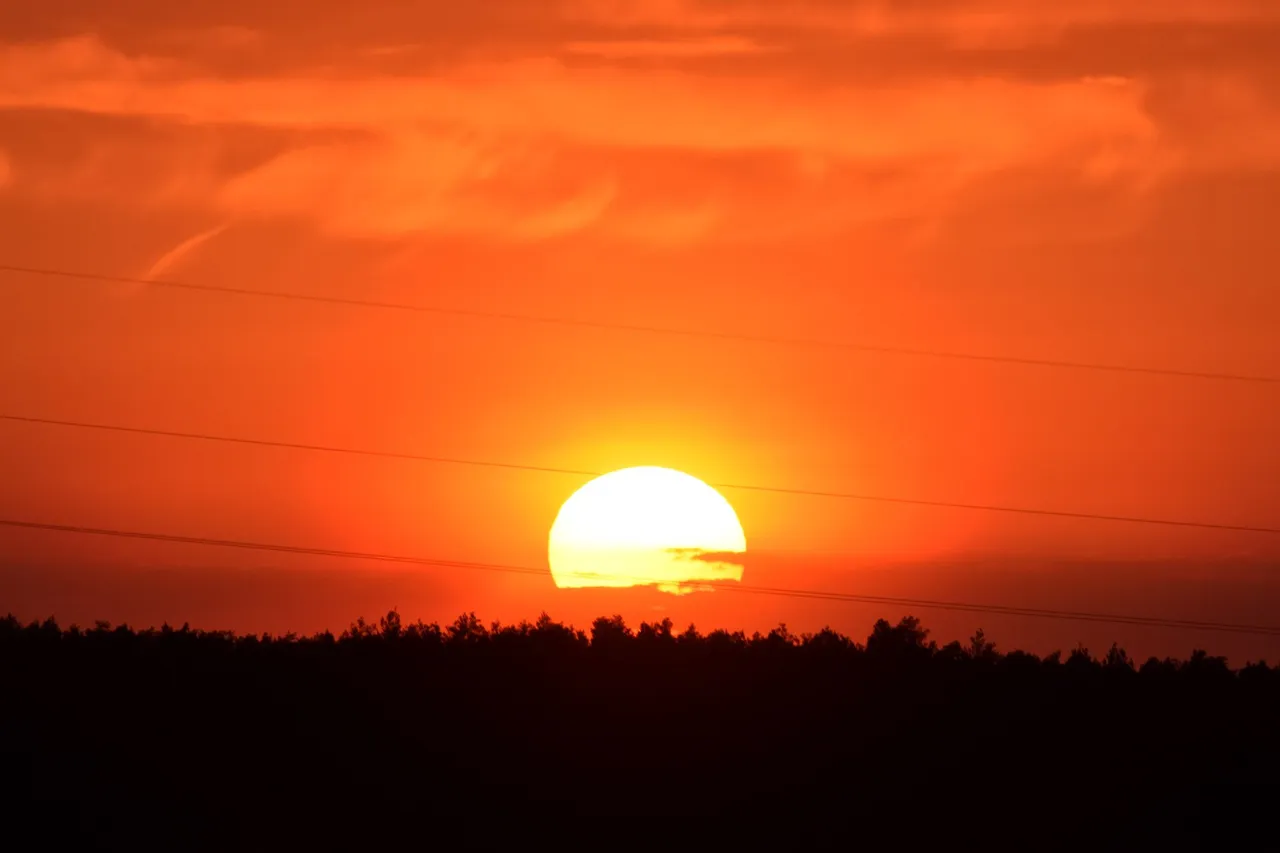 sunset 22may pl 2.jpg