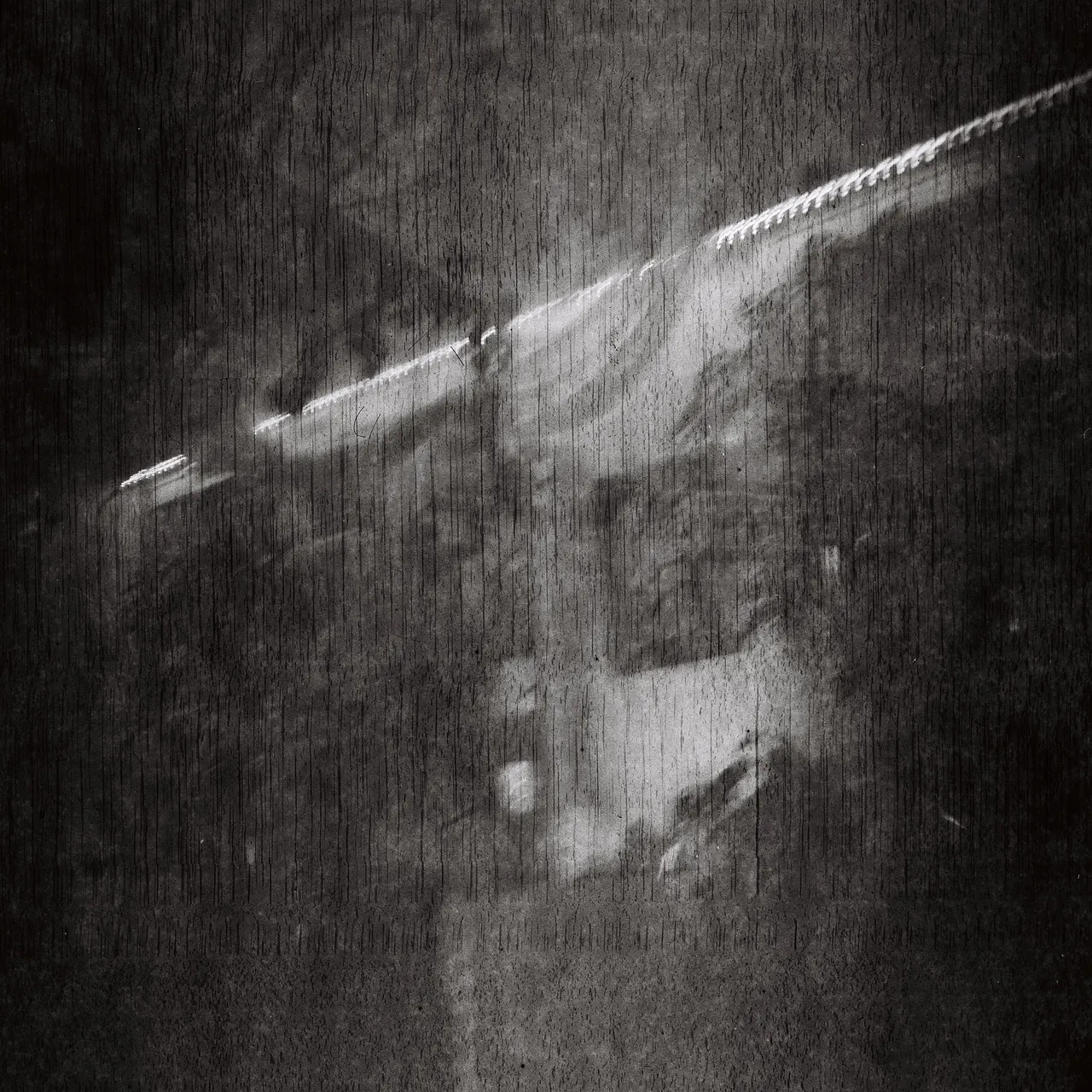 R1-05950-0009.jpg