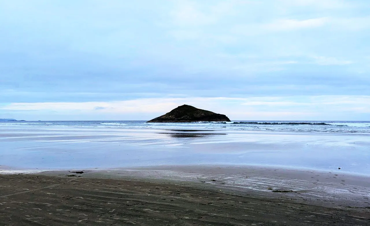 Beach_Rock.jpg