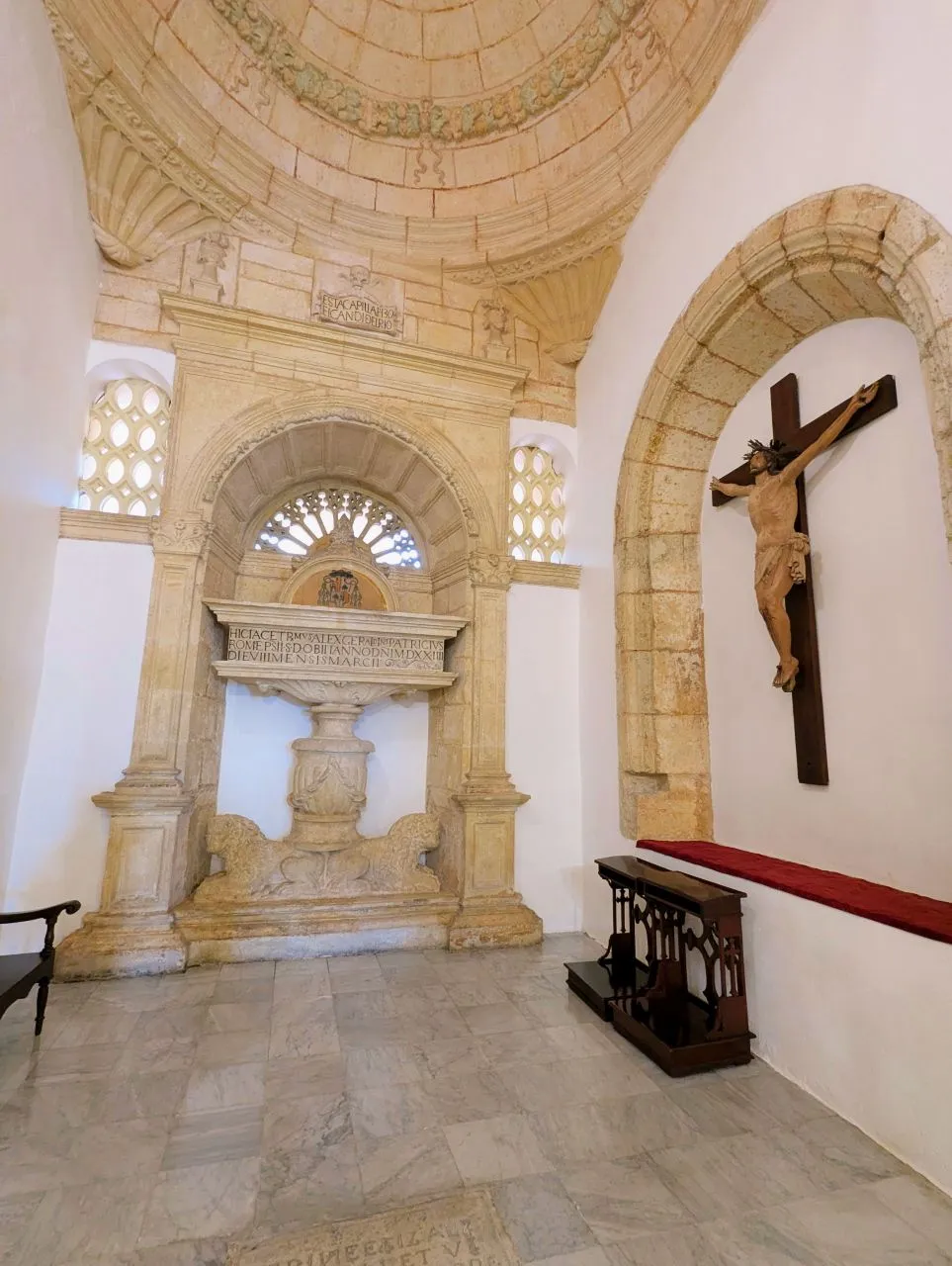 Cathedral Santo Domingo16.jpg