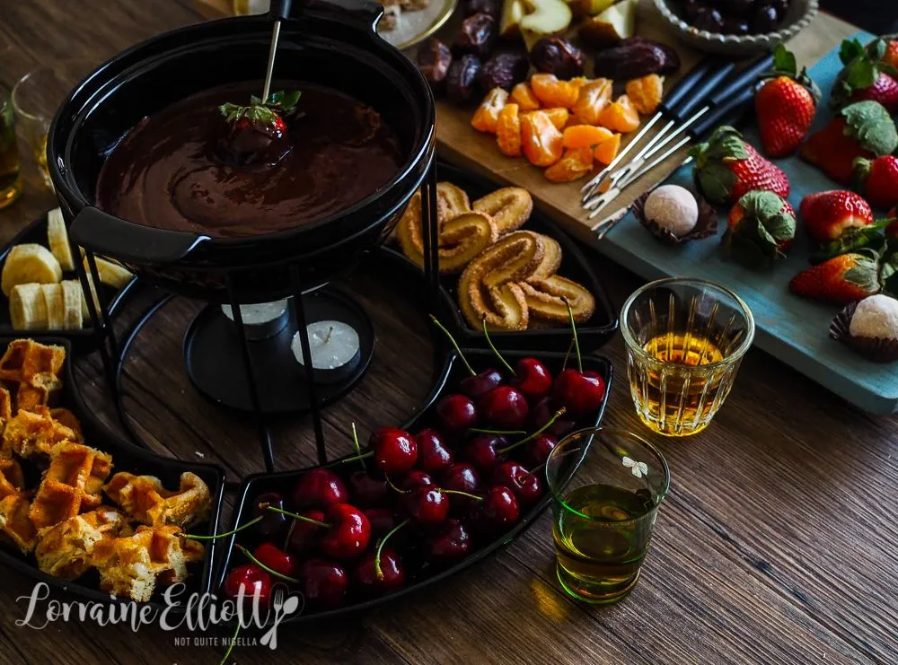 __cheese-chocolate-fondue-recipe-14.jpg