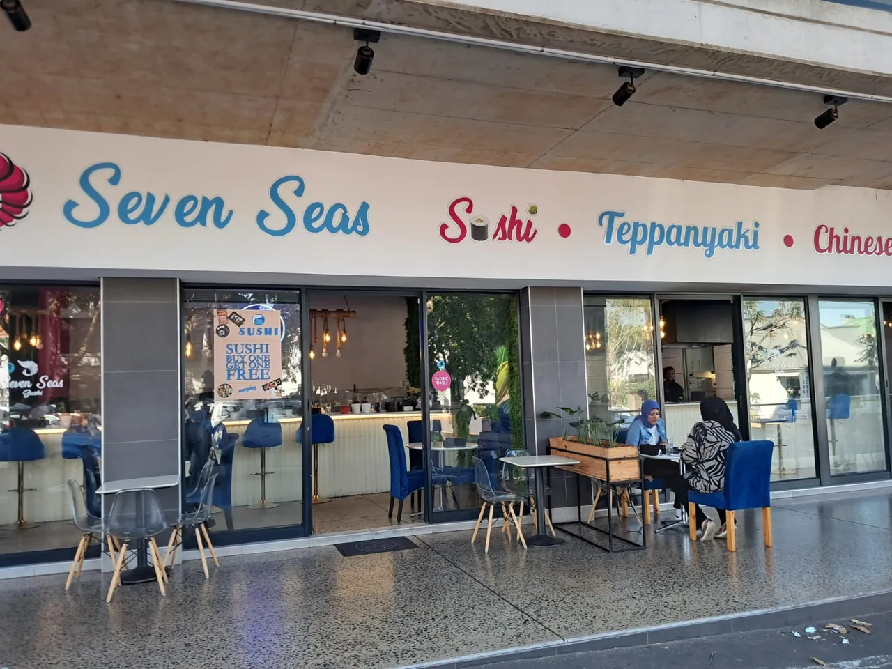 seven seas sushi bar.jpg