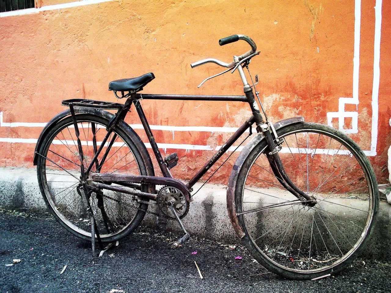 bicicleta vieja.jpg