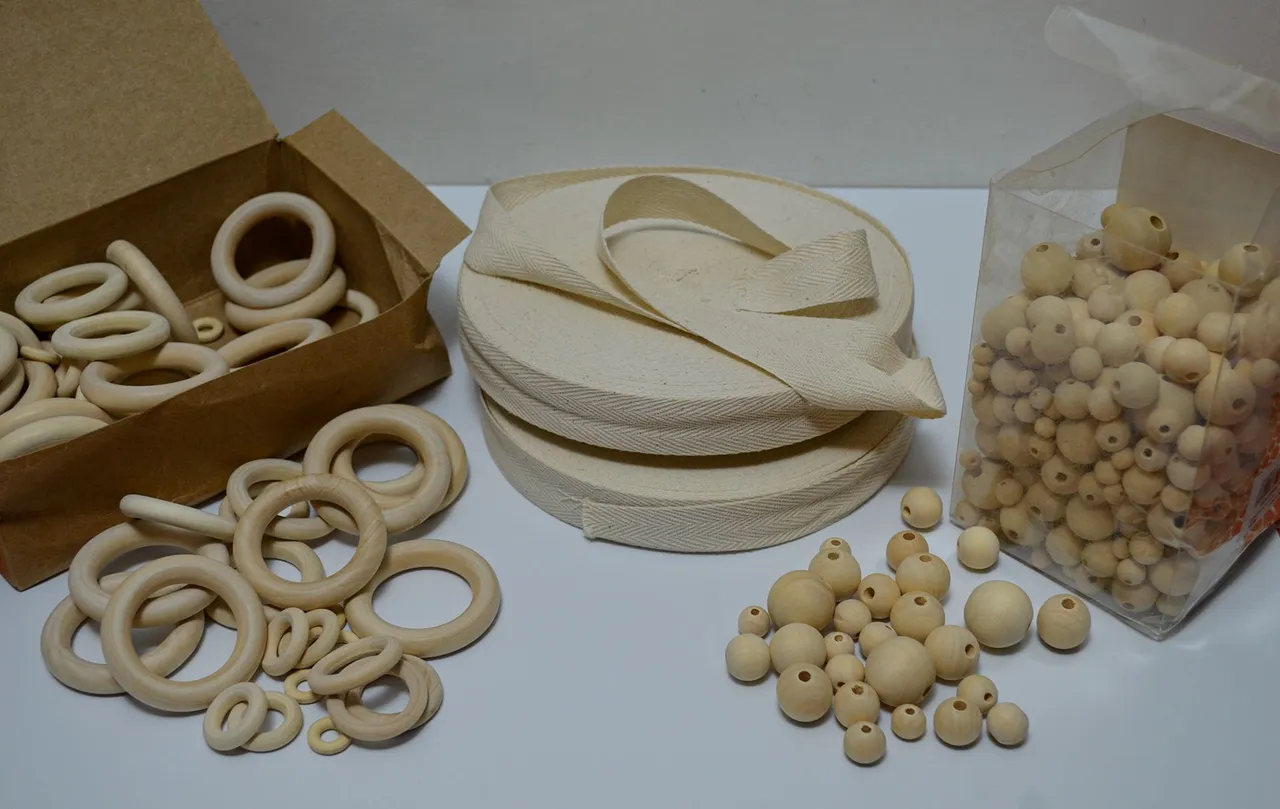aros y cuentas madera.jpg