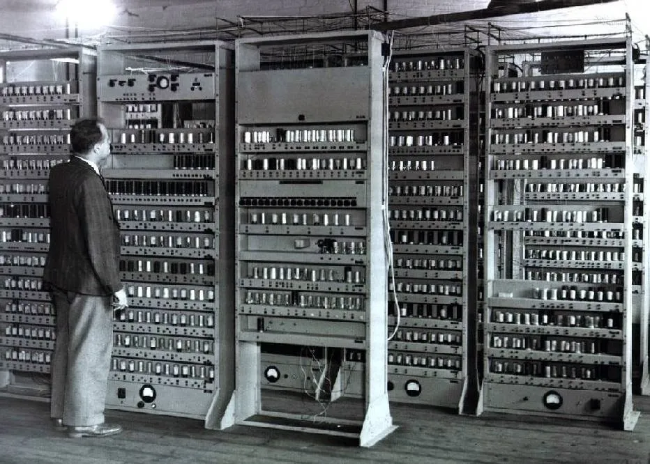 05-06 Efemerides de Tecnologia edsac.jpg