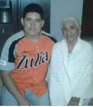hermano y madre.jpg