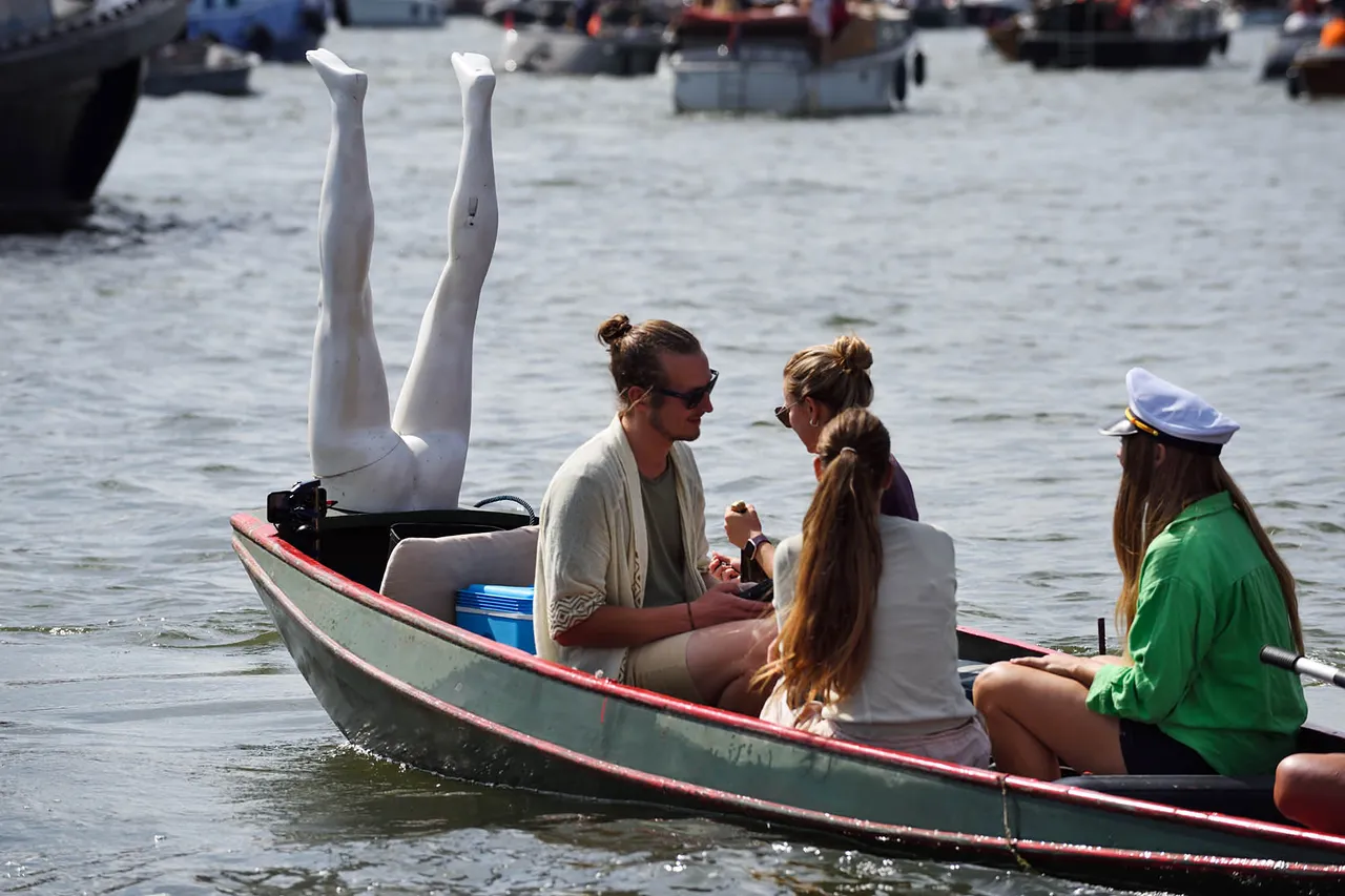 Sail9.jpg