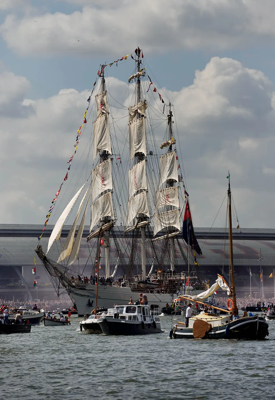 Sail1.jpg