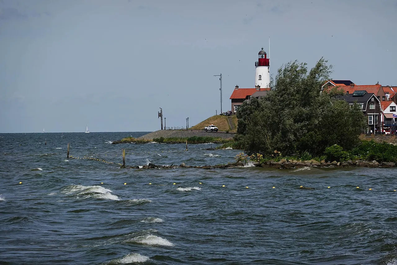 Urk4.jpg
