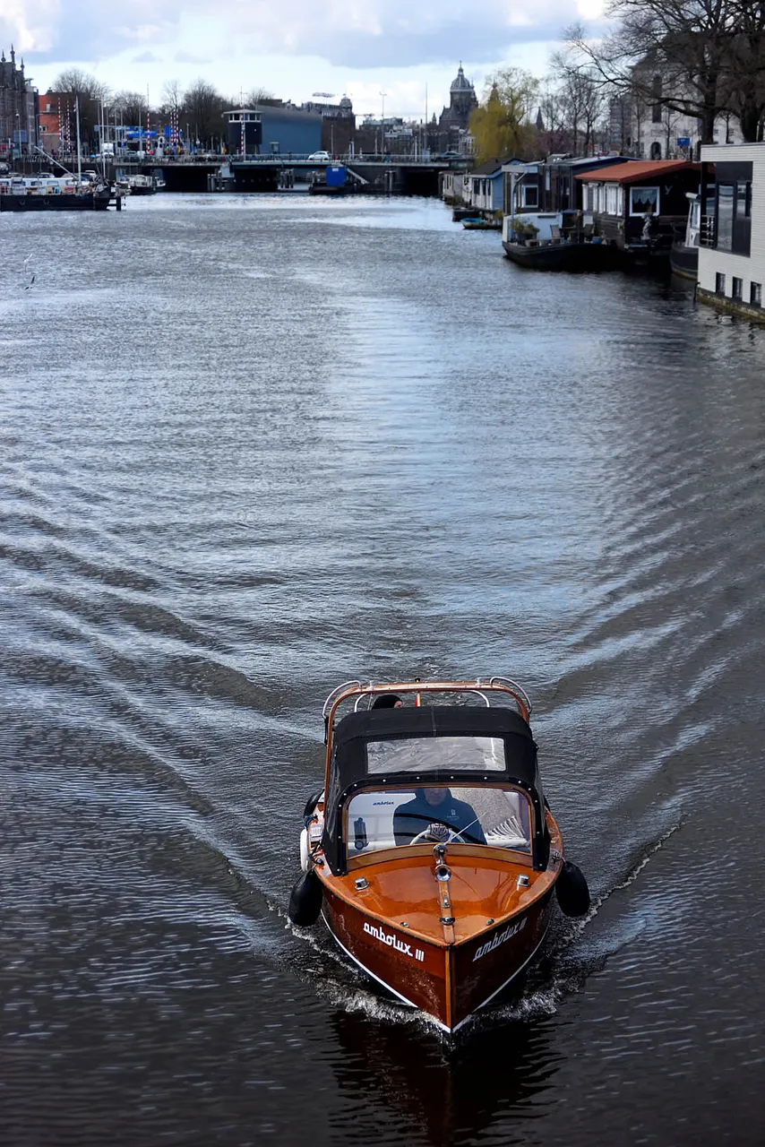 Boating1.jpg