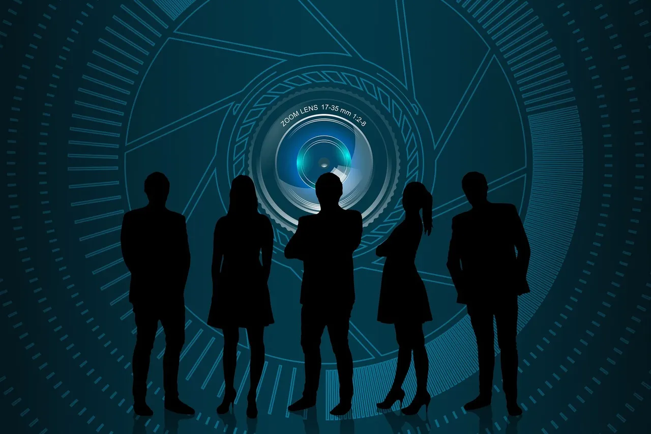 big-brother-gc7fab0376_1920.jpg