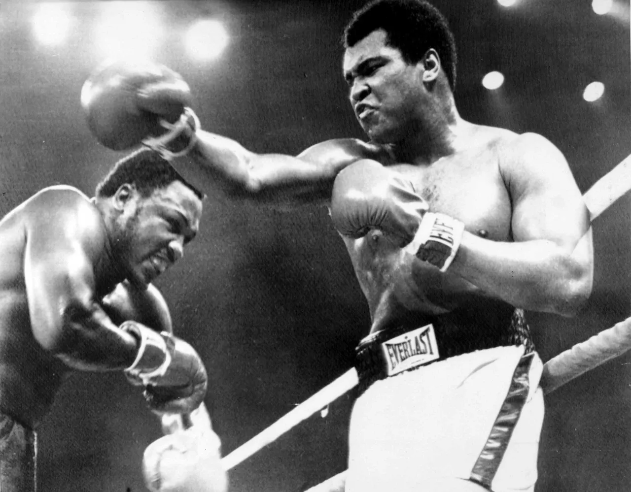 1-boxing-history-muhammad-ali-joe-frazier1.jpg