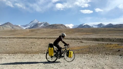 https://s3.us-east-2.amazonaws.com/partiko.io/img/pushpedal-tajikistans-pamir-highway-part-1-ycai2d0n-1536997278475.png