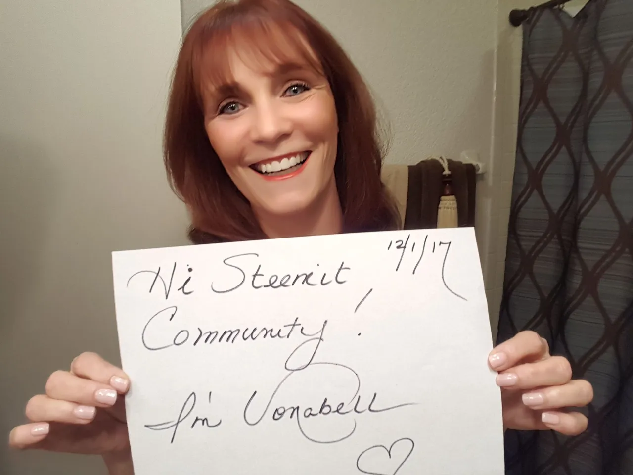 20171201_192727 Steemit Sign Selfie.jpg