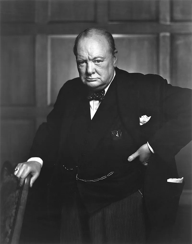 800px-Sir_Winston_Churchill_-_19086236948.jpg