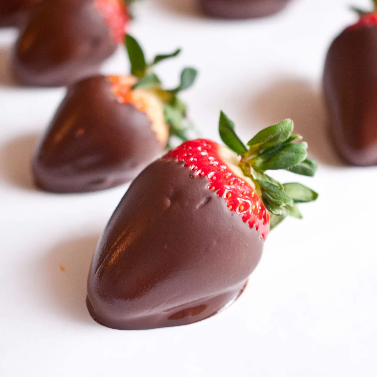 chocolate-covered-strawberries-guest-post.jpg