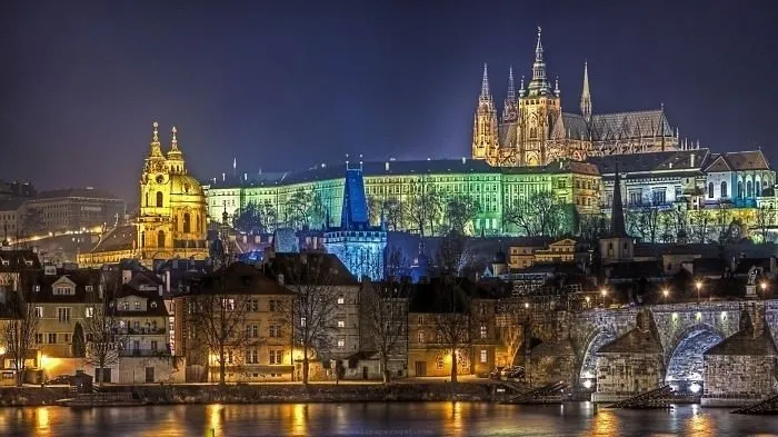 13-prague-castle-czech-republicjpg-728x728.jpg