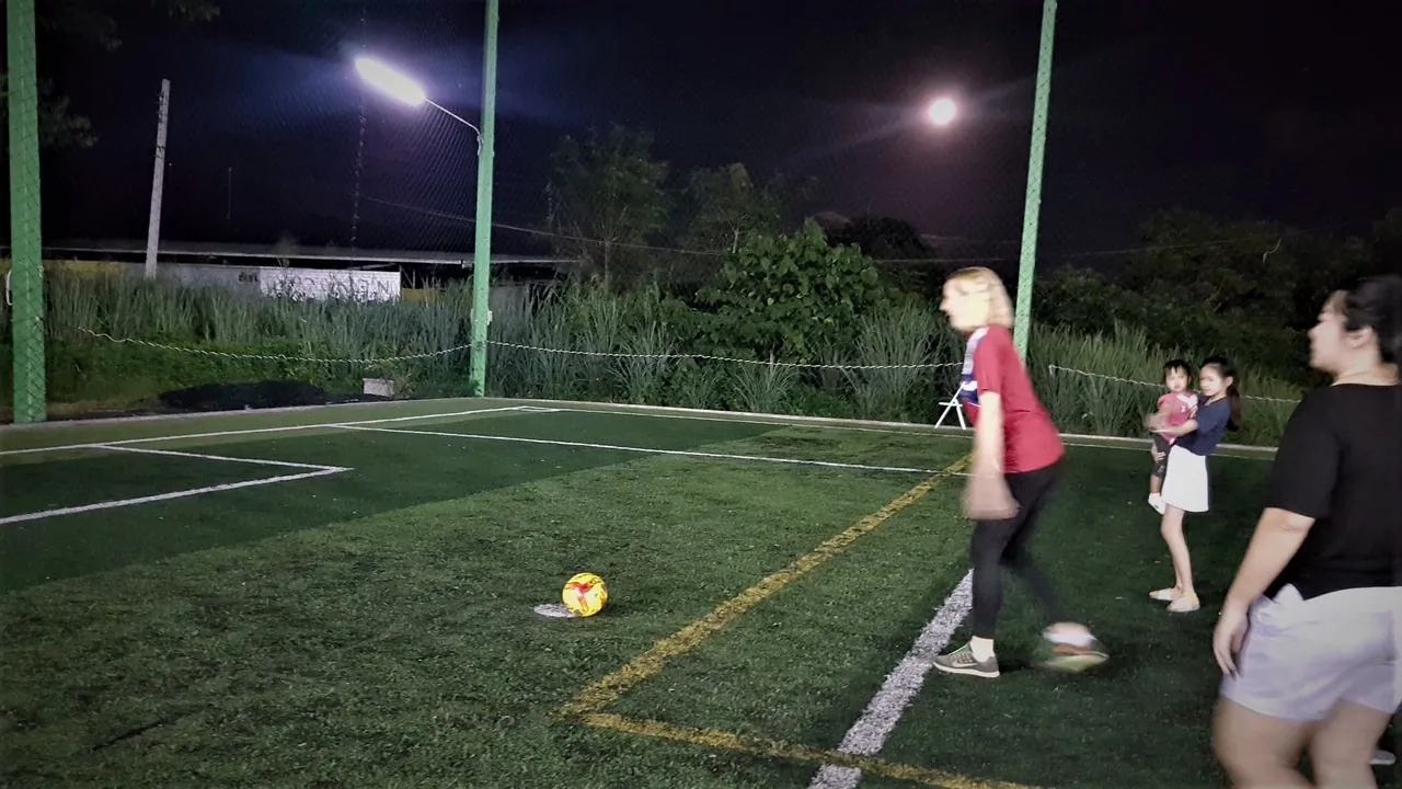 Football4 2.jpg