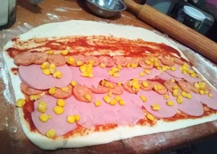 pizza roll 2.jpg