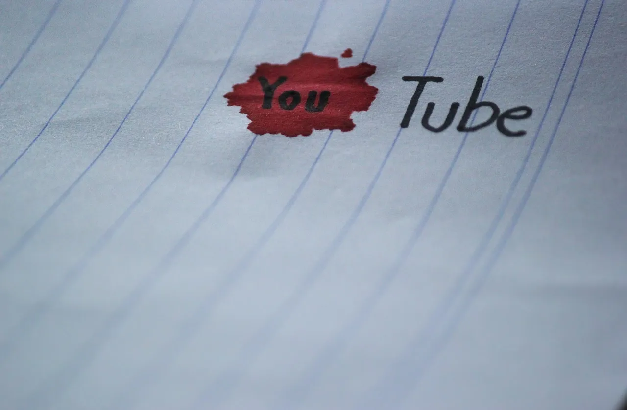 youtube1566116_1280.jpg