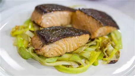 ginger-salmon-and-leeks-today-tease-171005_c389cfb78e261067849236cc53c29f5d.today-front-large.jpg