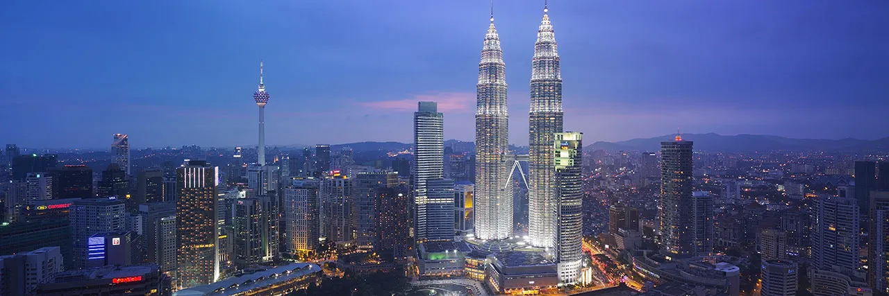 Grand-Hyatt-Kuala-Lumpur-P008-Skyline-with-Patronas-Twin-Towers.masthead-feature-panel-medium.jpg