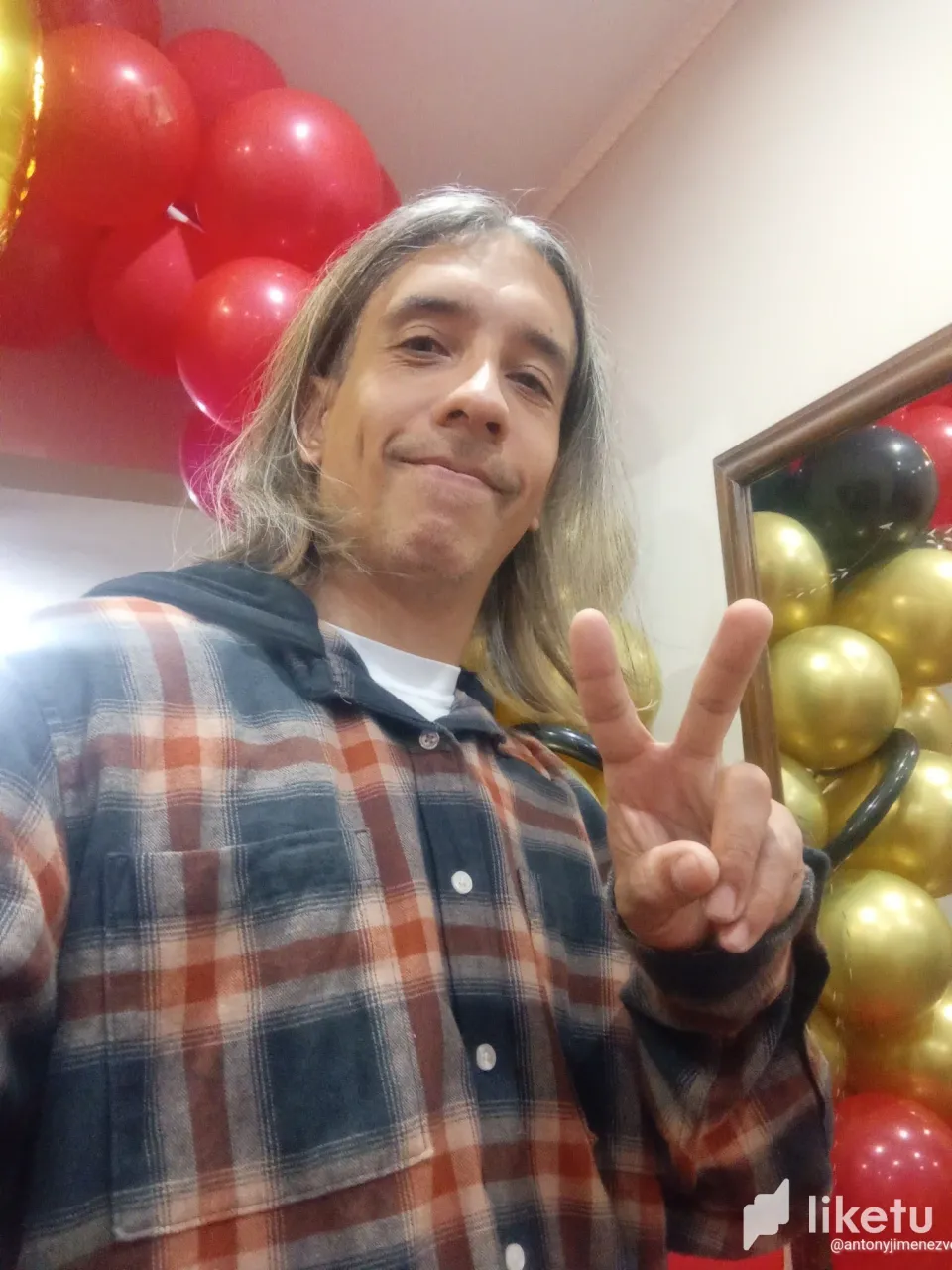 clqubm9mv00vh0lszc3g7clpe_1000036068.webp