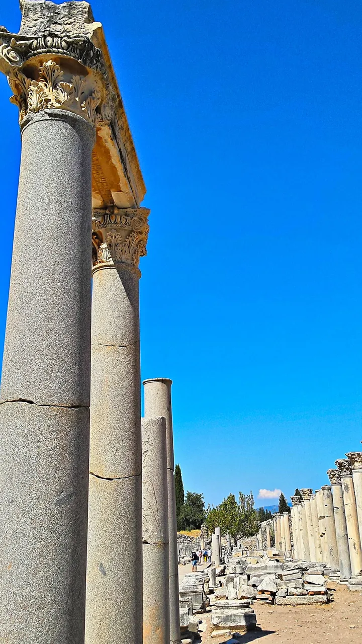 21 - Ephesus.jpg