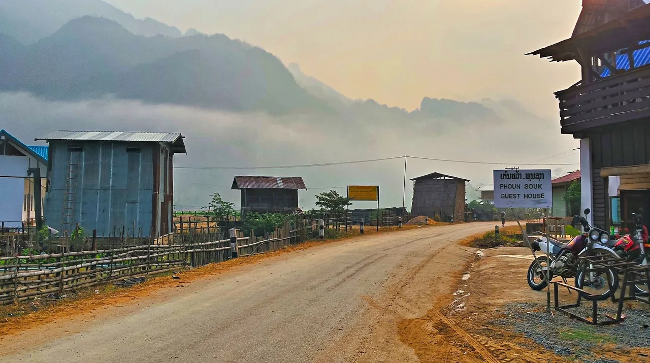06 - Vieng Kham.jpg